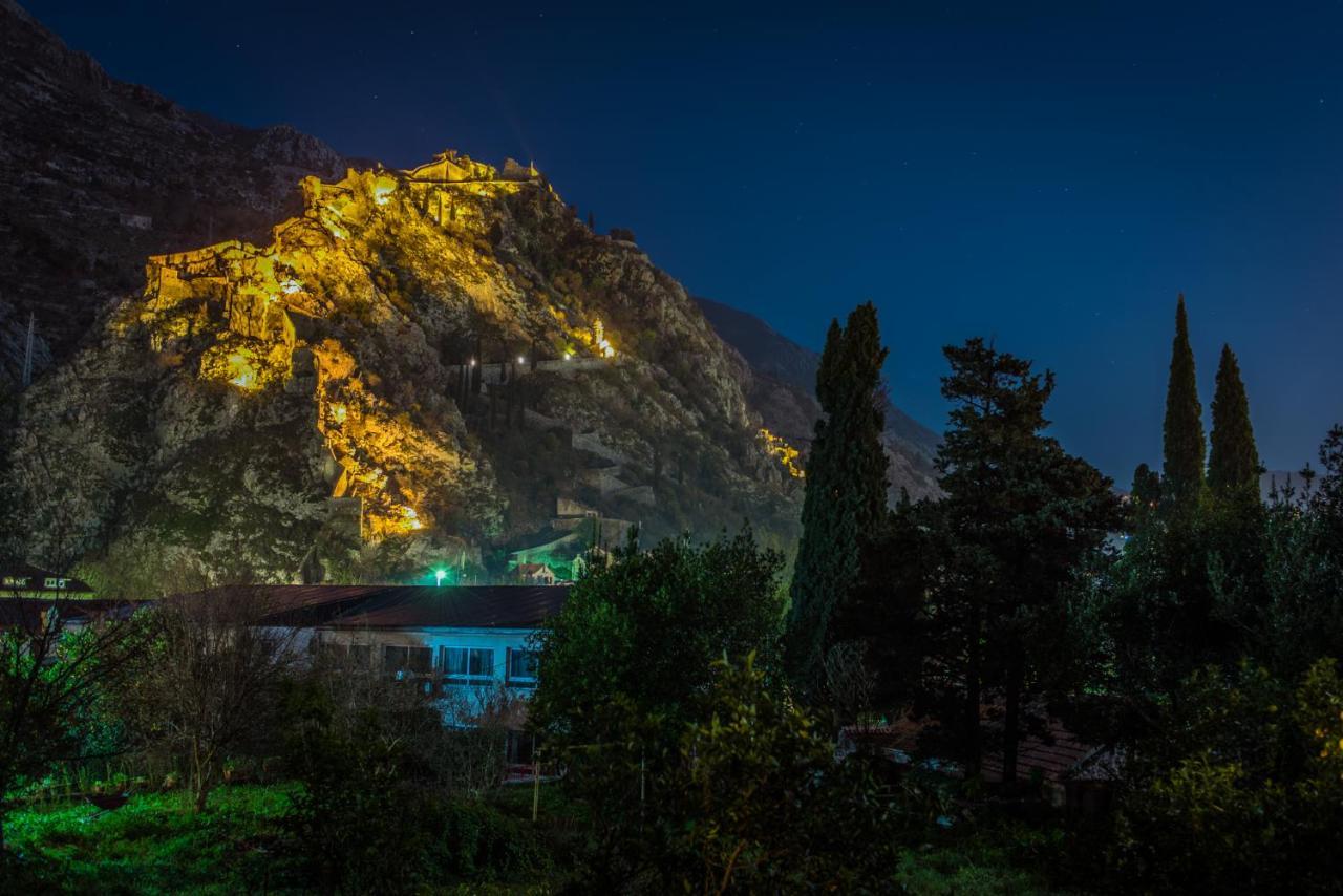 Cozy 2Br Apartment, 3 Min To The Old Town Kotor Kültér fotó