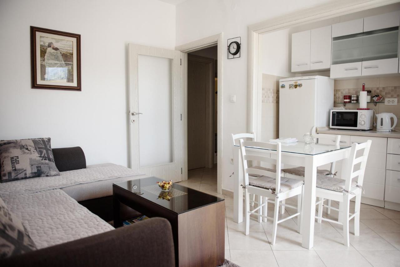 Cozy 2Br Apartment, 3 Min To The Old Town Kotor Kültér fotó